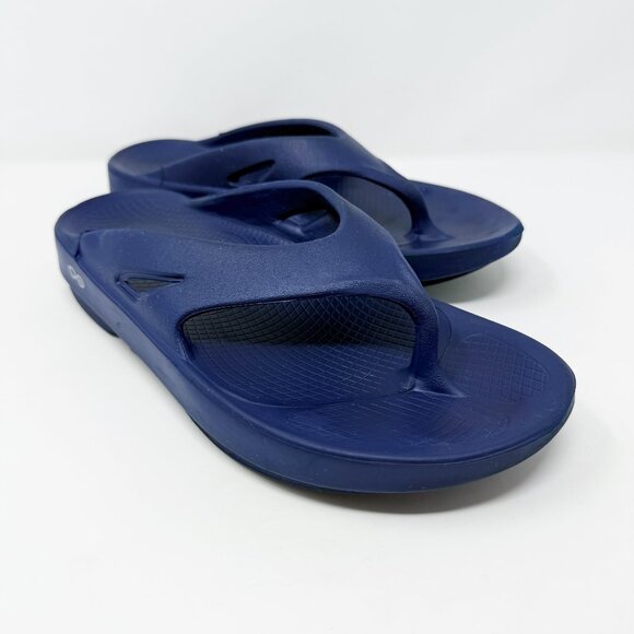 Oofos Navy Blue Thong Recovery Sandals Women's Size 10 EUC Machine Washable - Picture 1 of 8